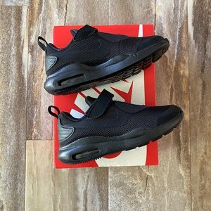 NWT Children’s Nike Air Max Size 9C
